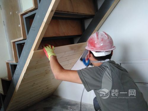 装修日记之DIY做楼梯