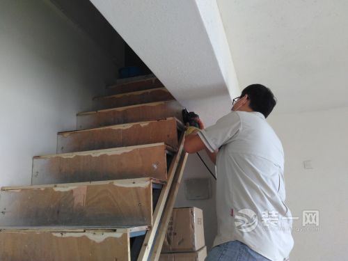 装修日记之DIY做楼梯